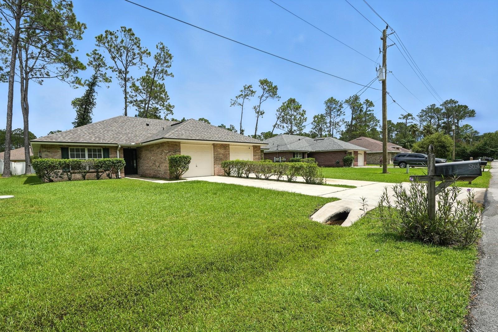 Image 4 of 17 For 70 Red Mill Drive A