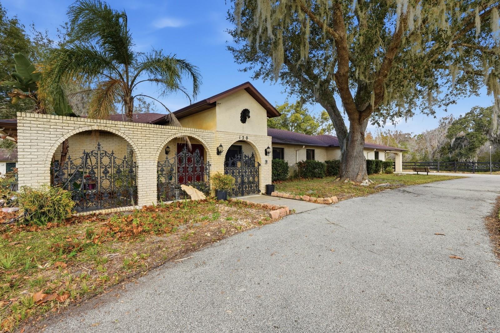 Image 13 of 99 For 120 Creek Crossing Road