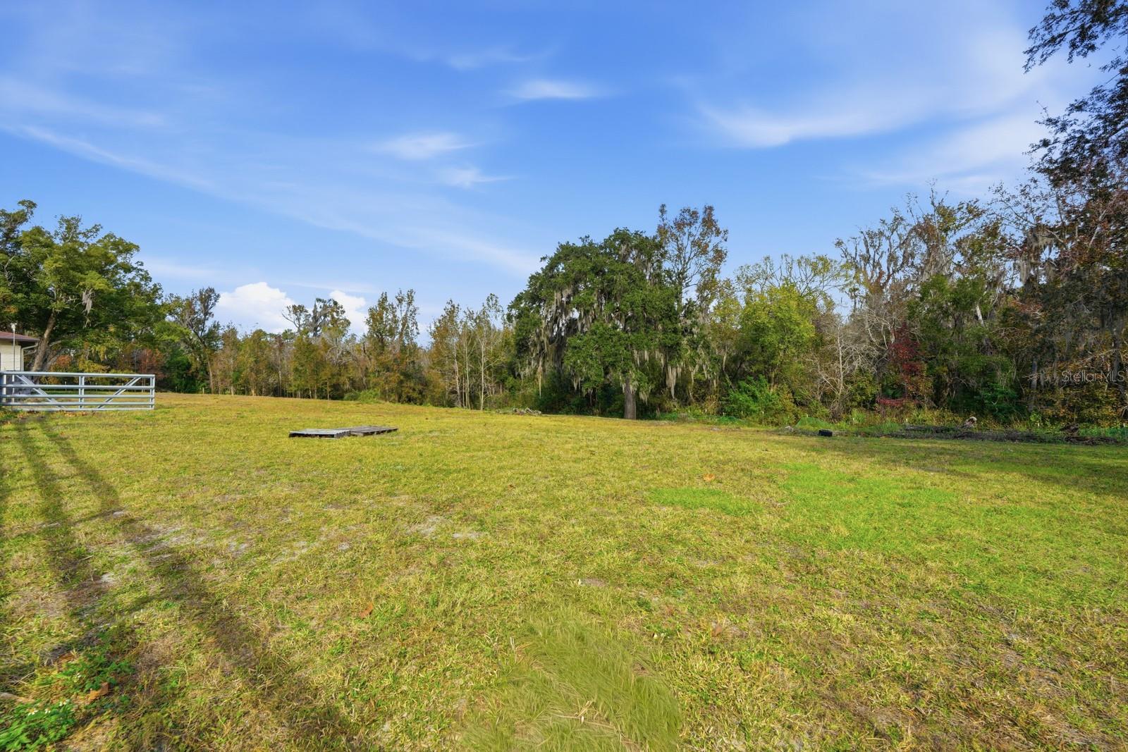 Image 25 of 99 For 120 Creek Crossing Road