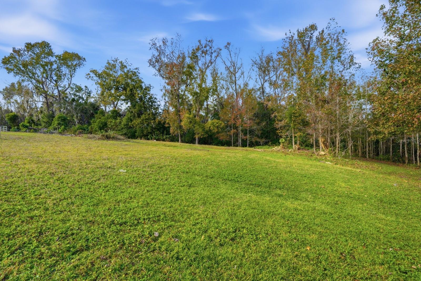 Image 26 of 99 For 120 Creek Crossing Road