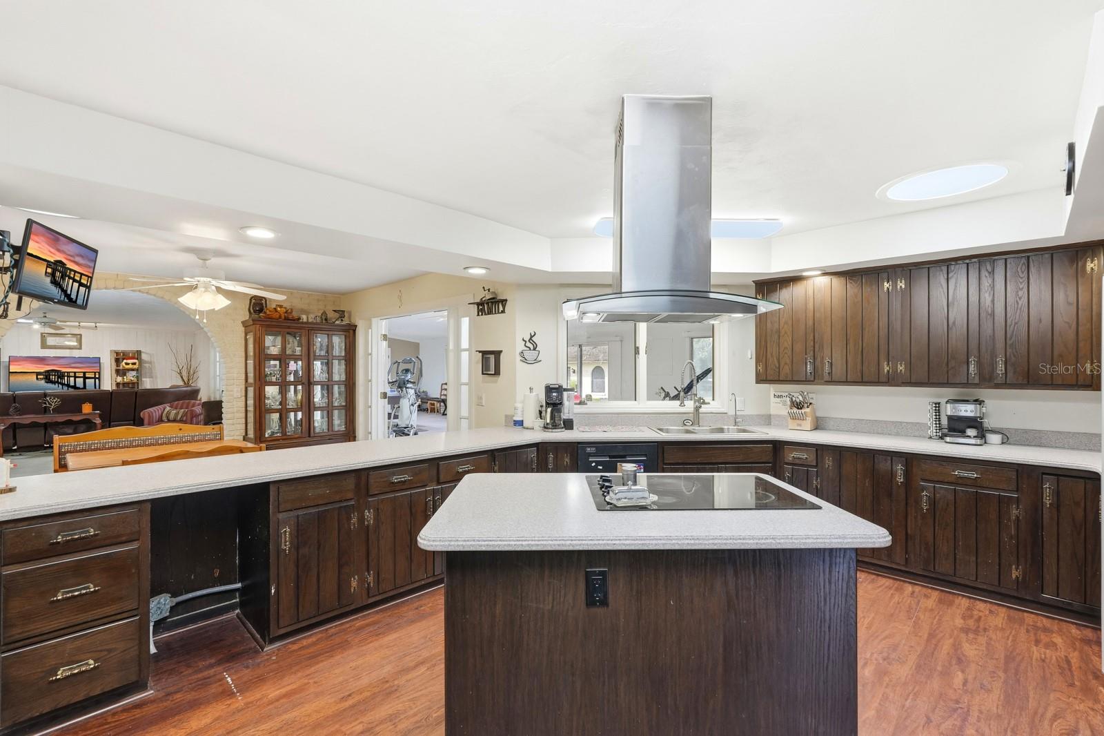 Image 48 of 99 For 120 Creek Crossing Road