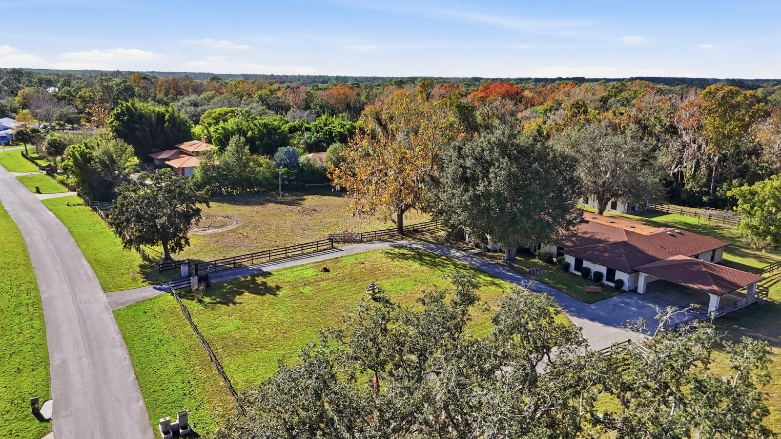 Image 6 of 99 For 120 Creek Crossing Road