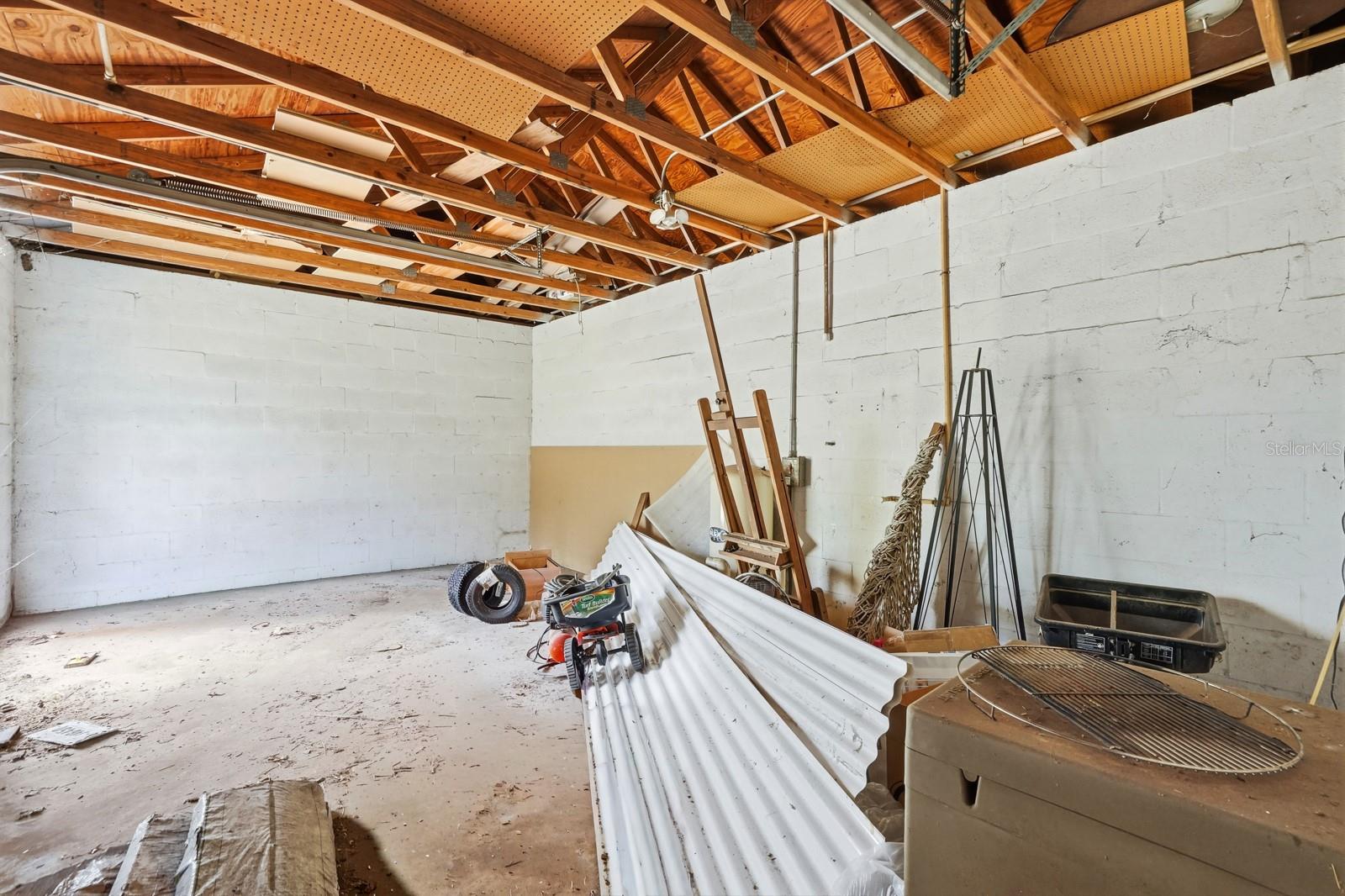 Image 92 of 99 For 120 Creek Crossing Road