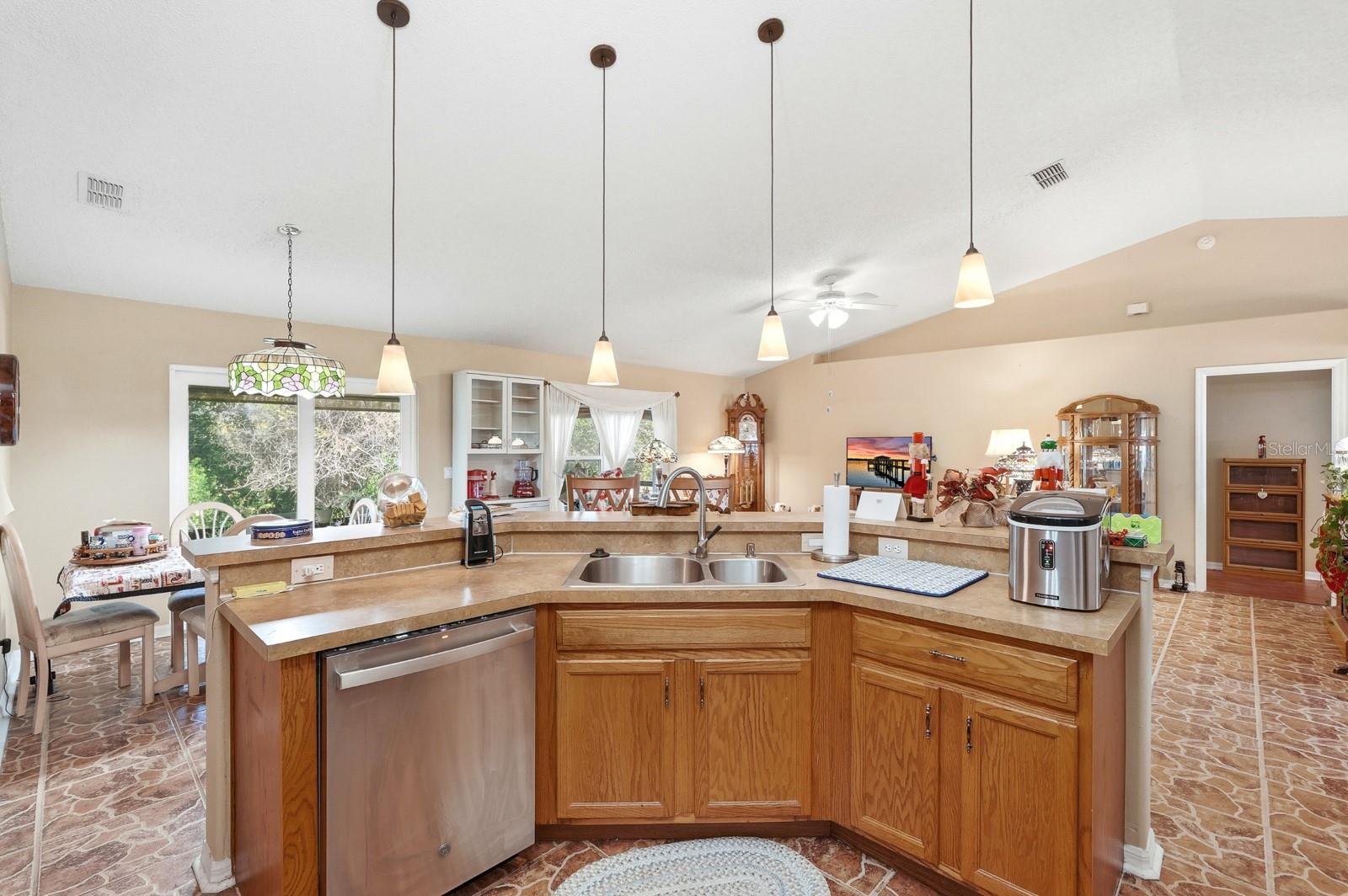 Image 12 of 43 For 2450 Walkertown Avenue