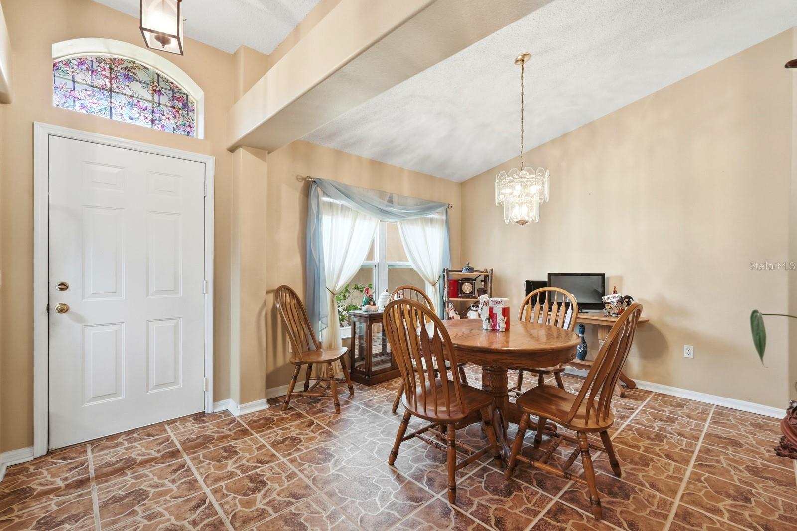 Image 3 of 43 For 2450 Walkertown Avenue