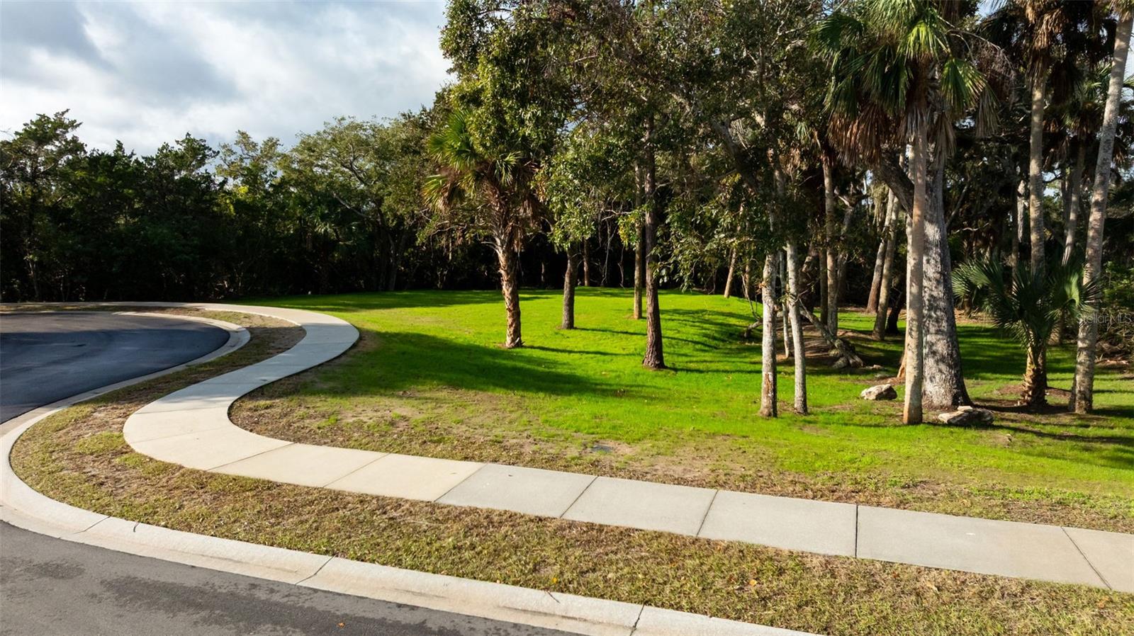 Image 3 of 27 For 302 Riverwalk Drive