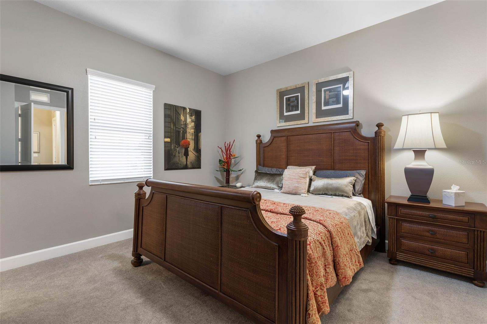 Image 34 of 70 For 37 Kingfisher Lane