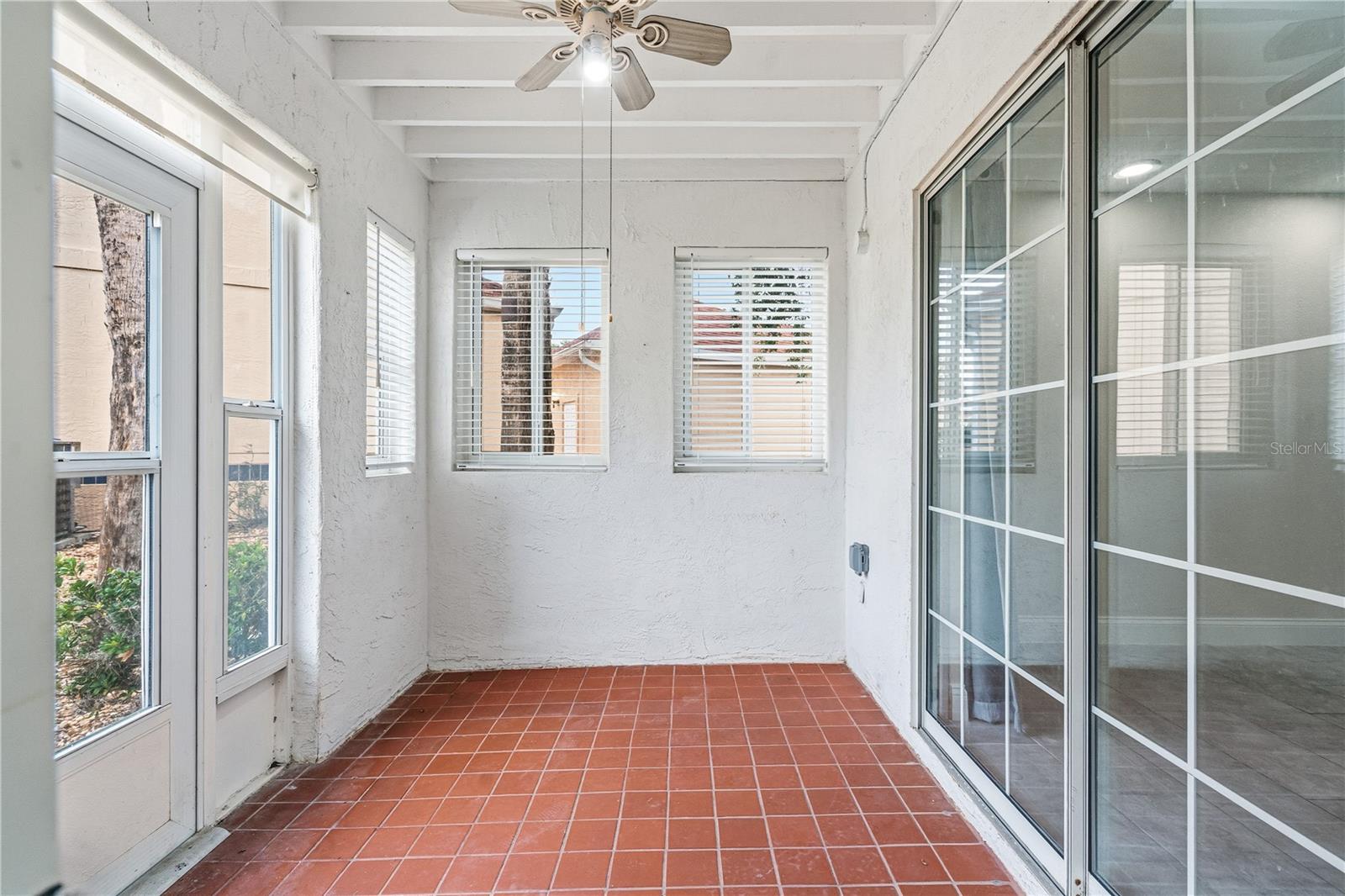 Image 14 of 40 For 44 Captains Walk