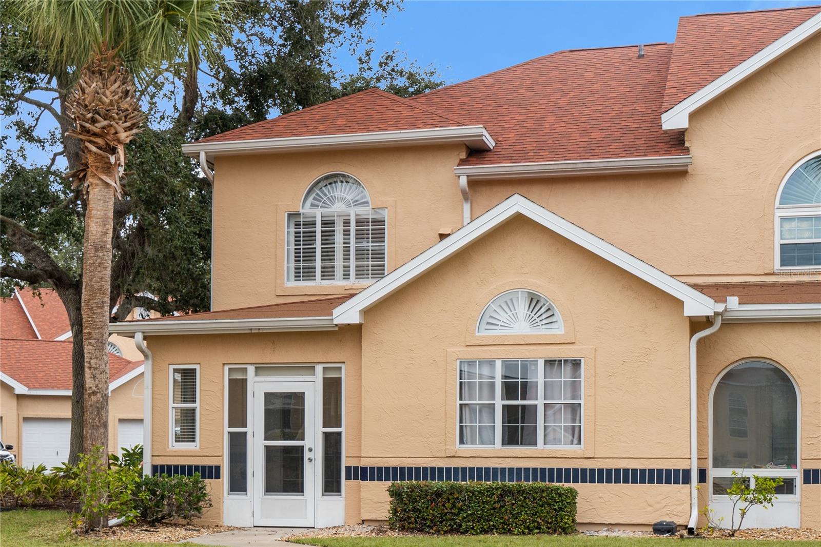 Image 28 of 40 For 44 Captains Walk