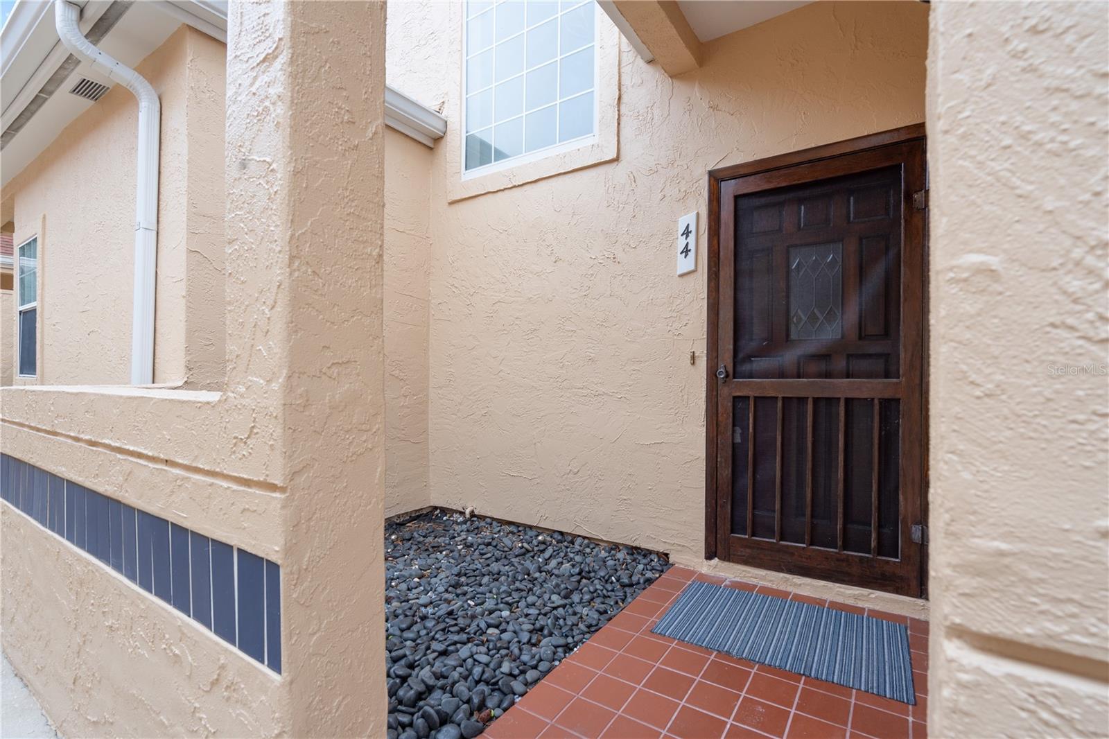 Image 29 of 40 For 44 Captains Walk