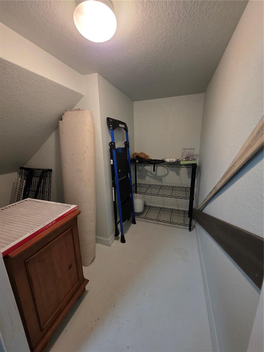 Image 27 of 99 For 1021 Alabama Avenue