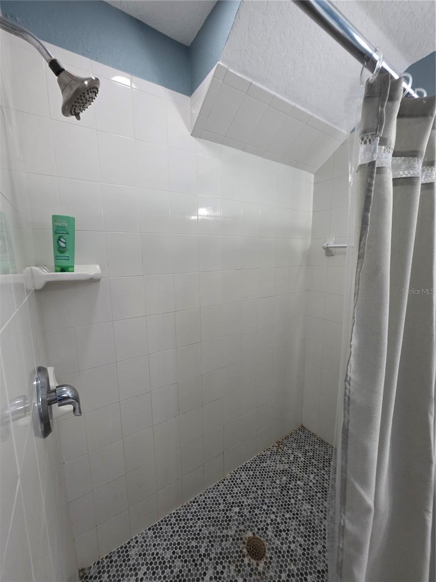 Image 52 of 99 For 1021 Alabama Avenue