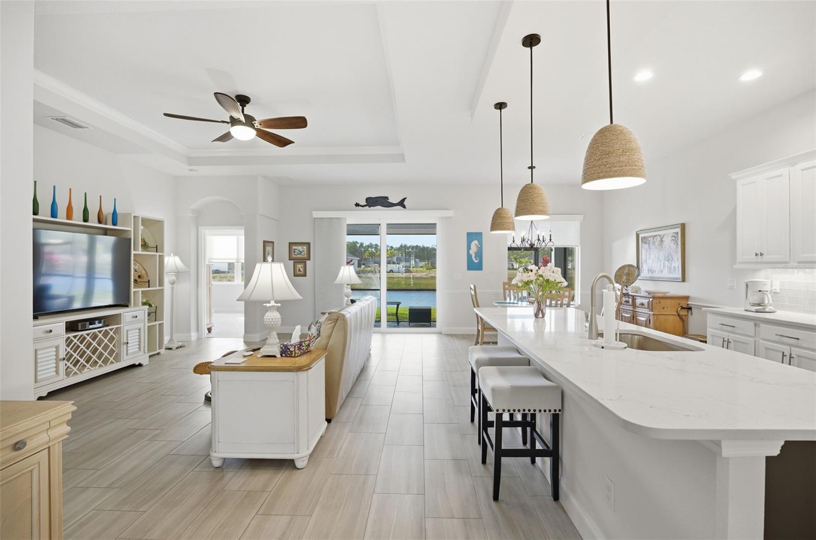 Image 11 of 56 For 17 Spring Street