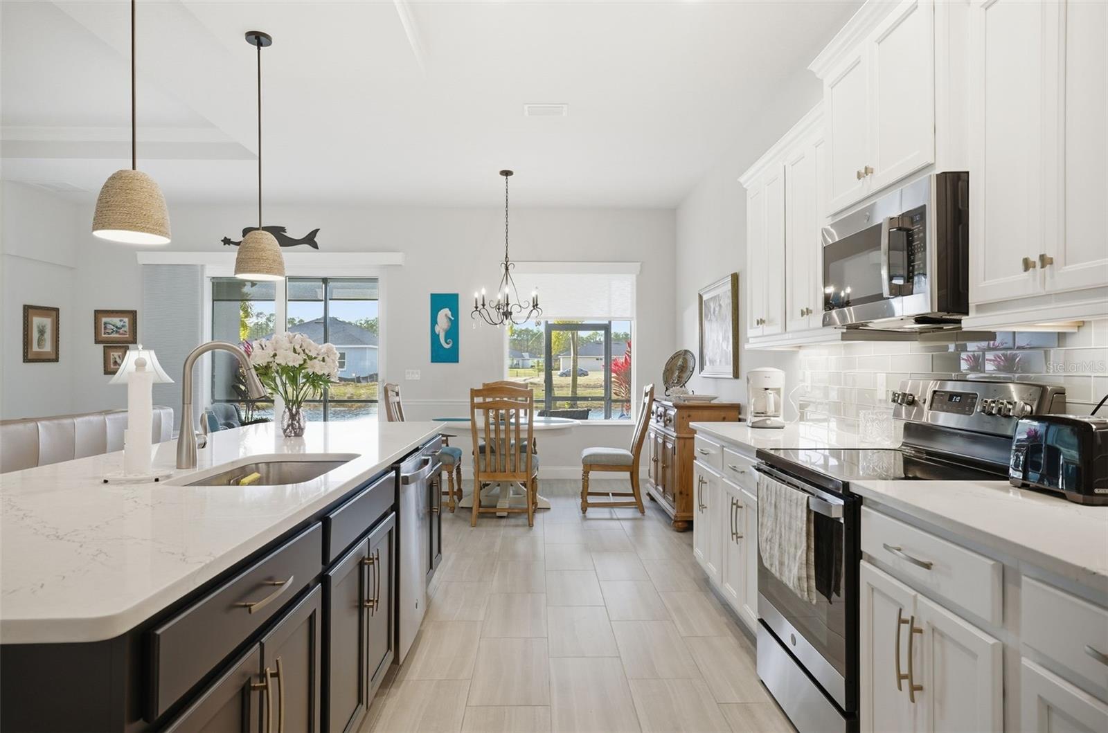 Image 15 of 56 For 17 Spring Street