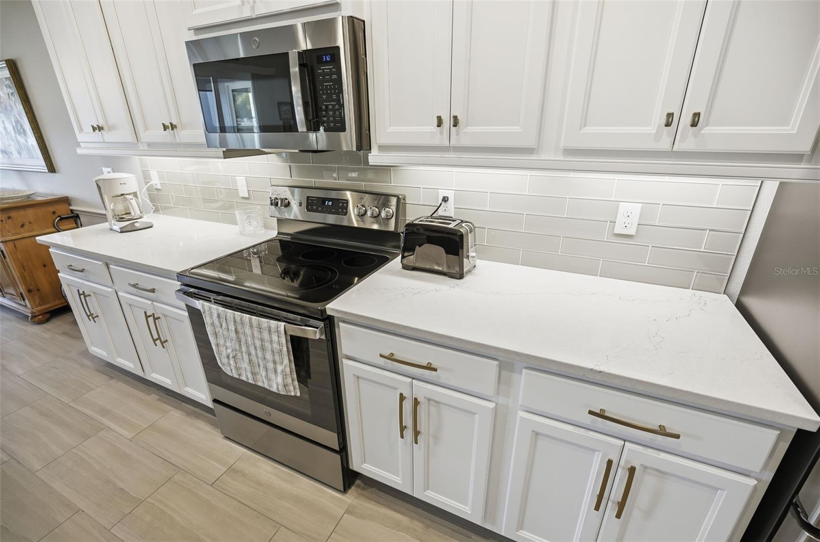 Image 17 of 56 For 17 Spring Street