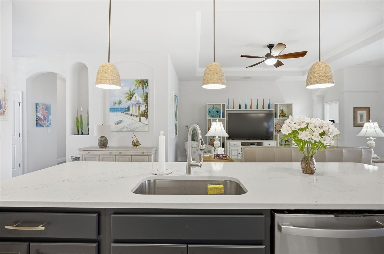 Image 19 of 56 For 17 Spring Street