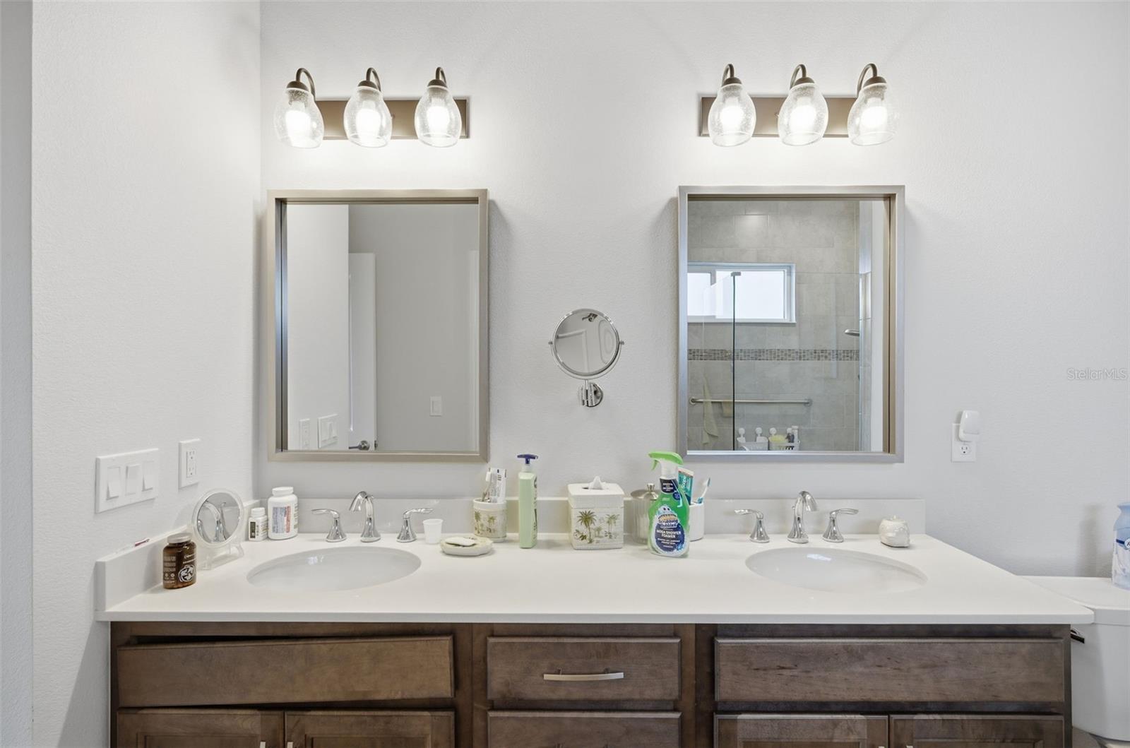 Image 34 of 56 For 17 Spring Street