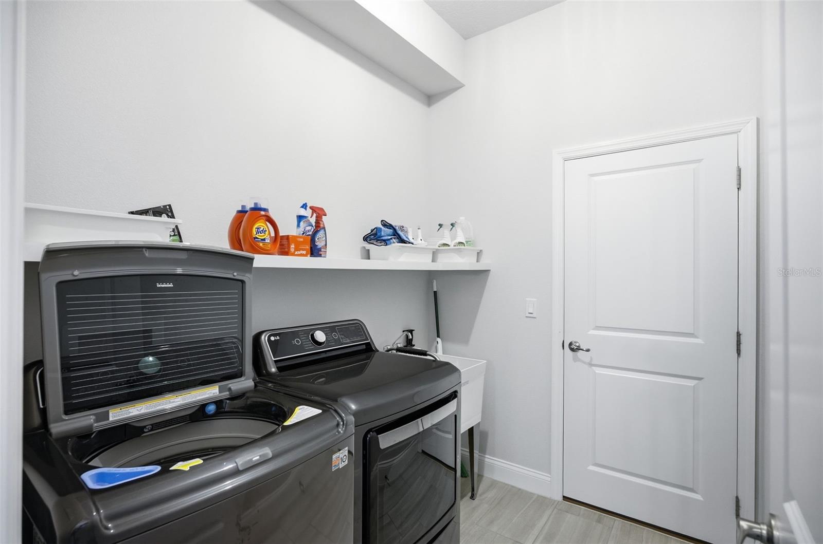 Image 47 of 56 For 17 Spring Street