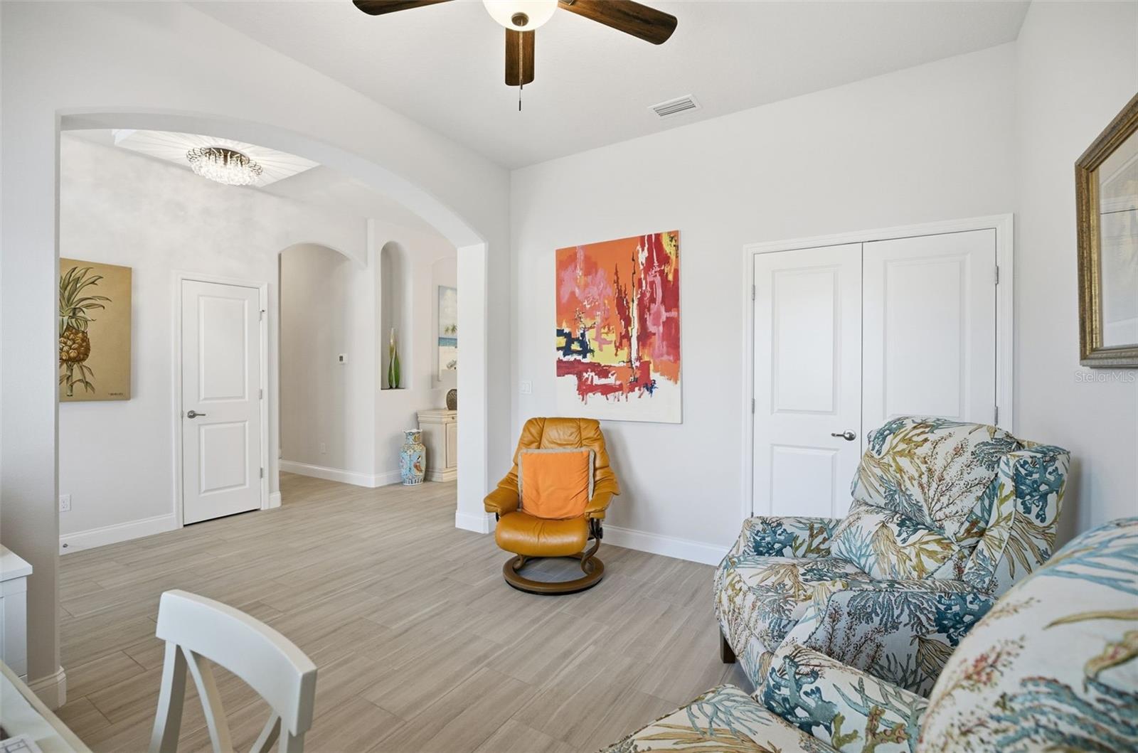 Image 52 of 56 For 17 Spring Street