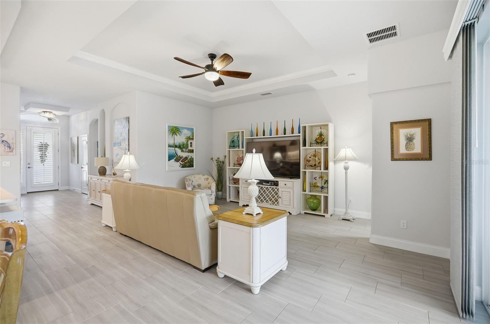 Image 9 of 56 For 17 Spring Street