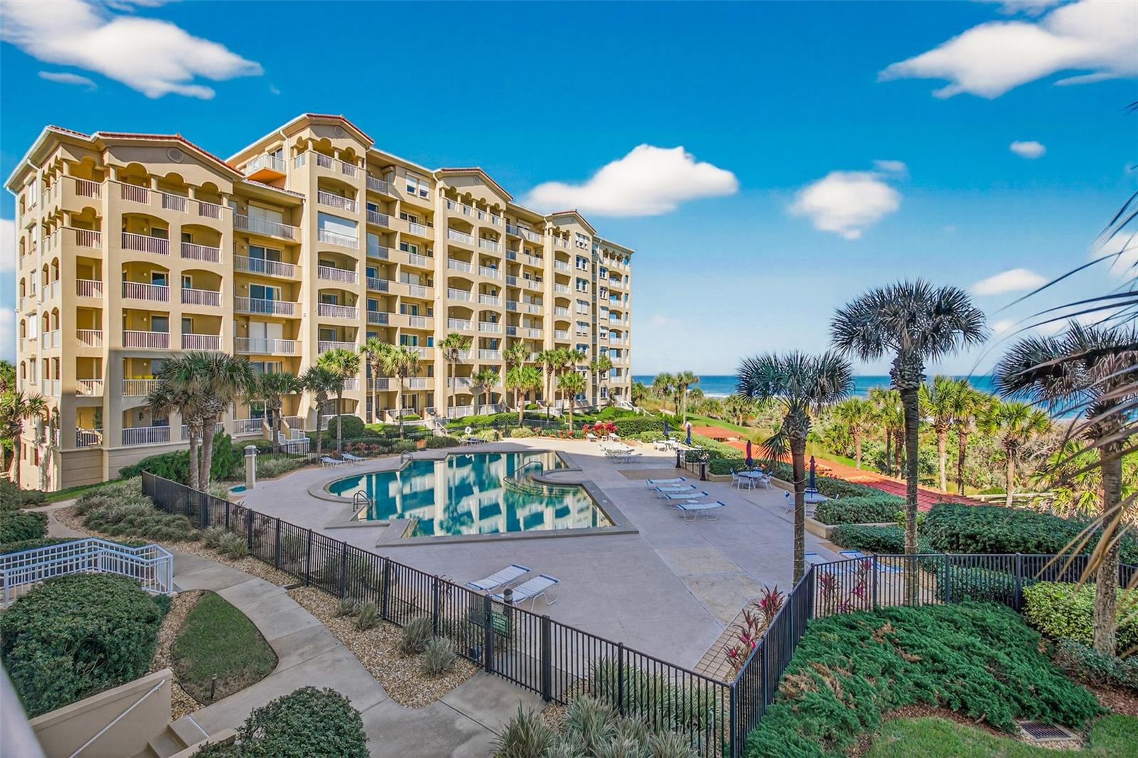 Image 38 of 90 For 15 Avenue De La Mer 2204