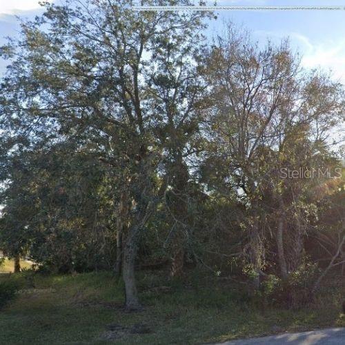 Image 3 of 3 For 6 Cher Court