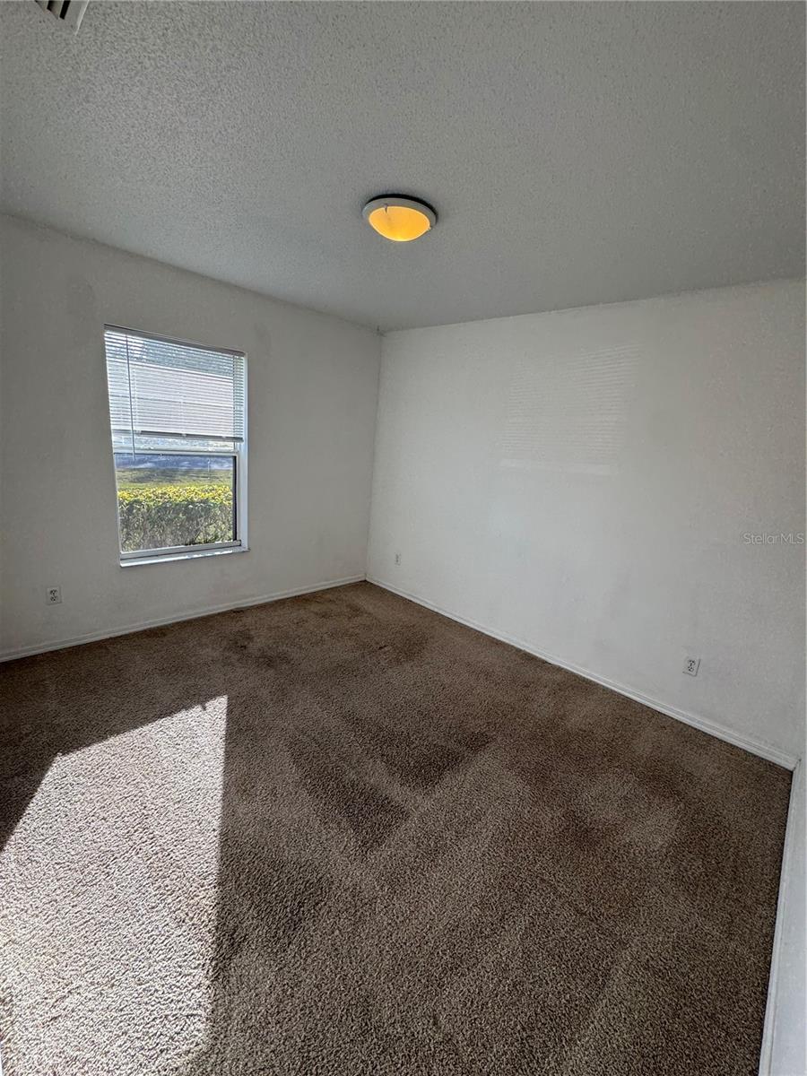 Image 12 of 17 For 12 Buffalo View Lane