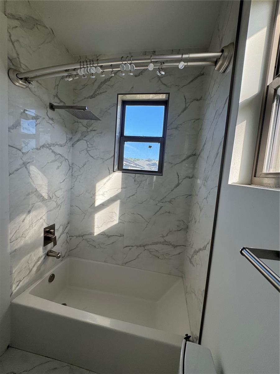 Image 5 of 14 For 15 Regent Lane