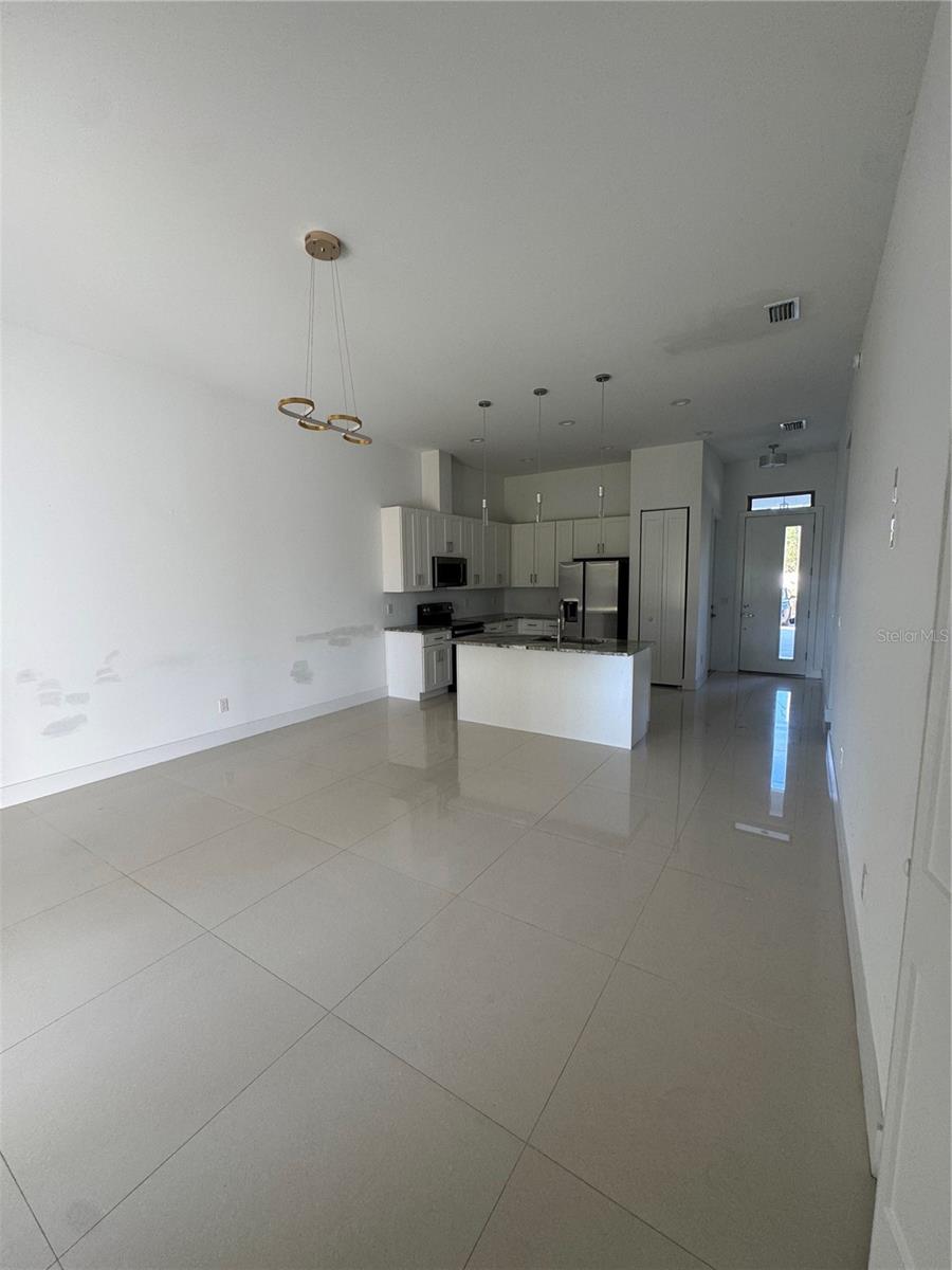 Image 8 of 14 For 15 Regent Lane