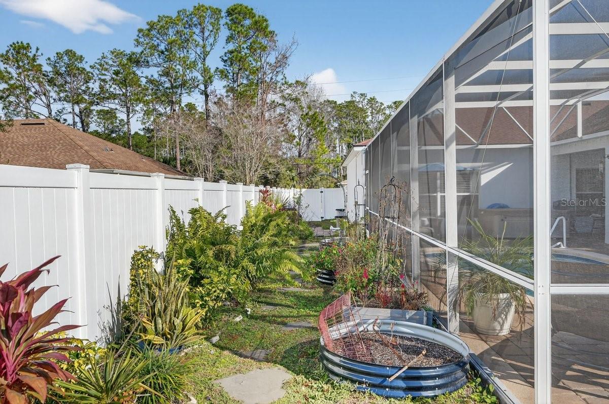 Image 33 of 44 For 114 Red Mill Drive