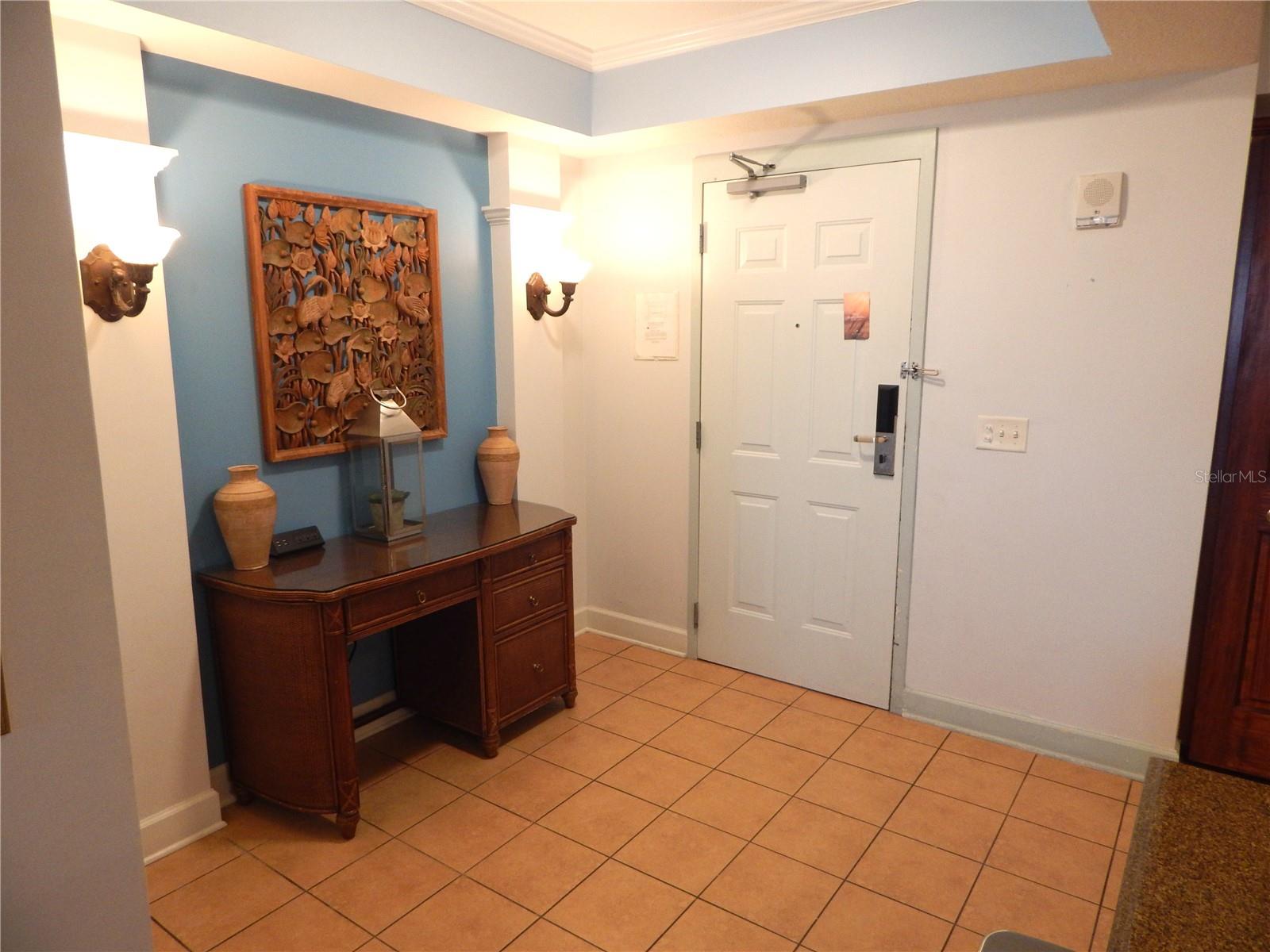 Image 3 of 35 For 200 Ocean Crest Drive 717