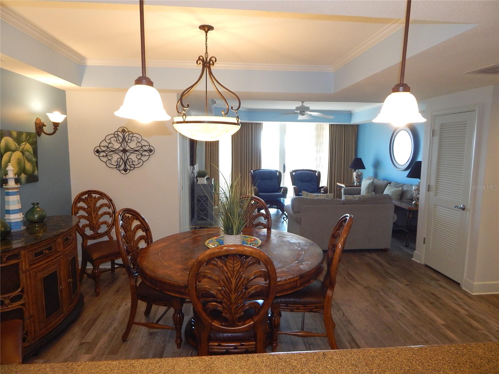 Image 6 of 35 For 200 Ocean Crest Drive 717