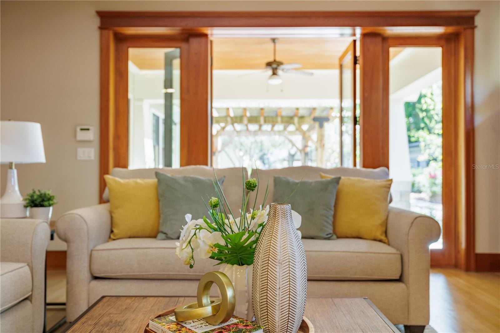 Image 18 of 59 For 1612 Washington Street