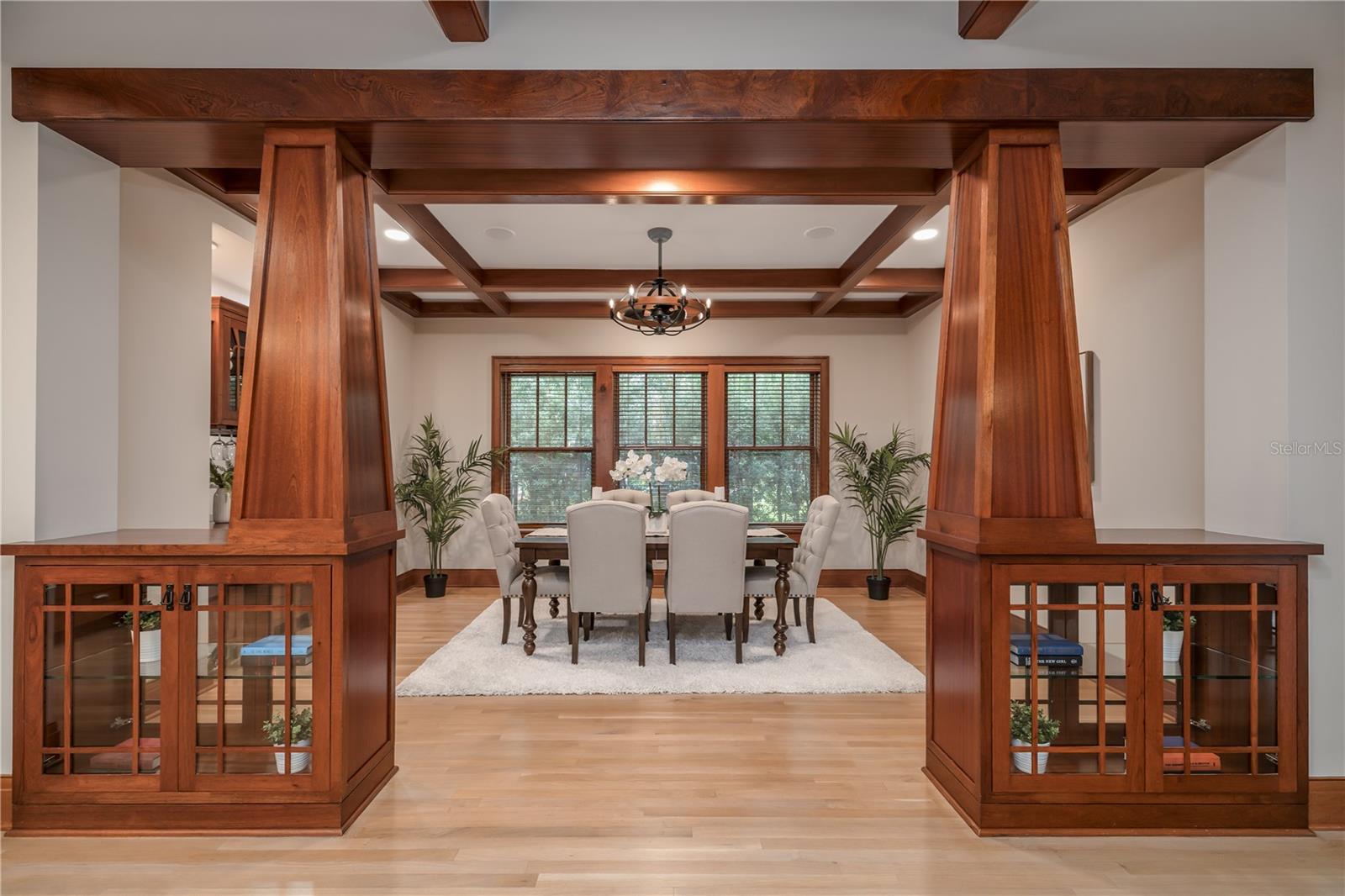 Image 19 of 59 For 1612 Washington Street