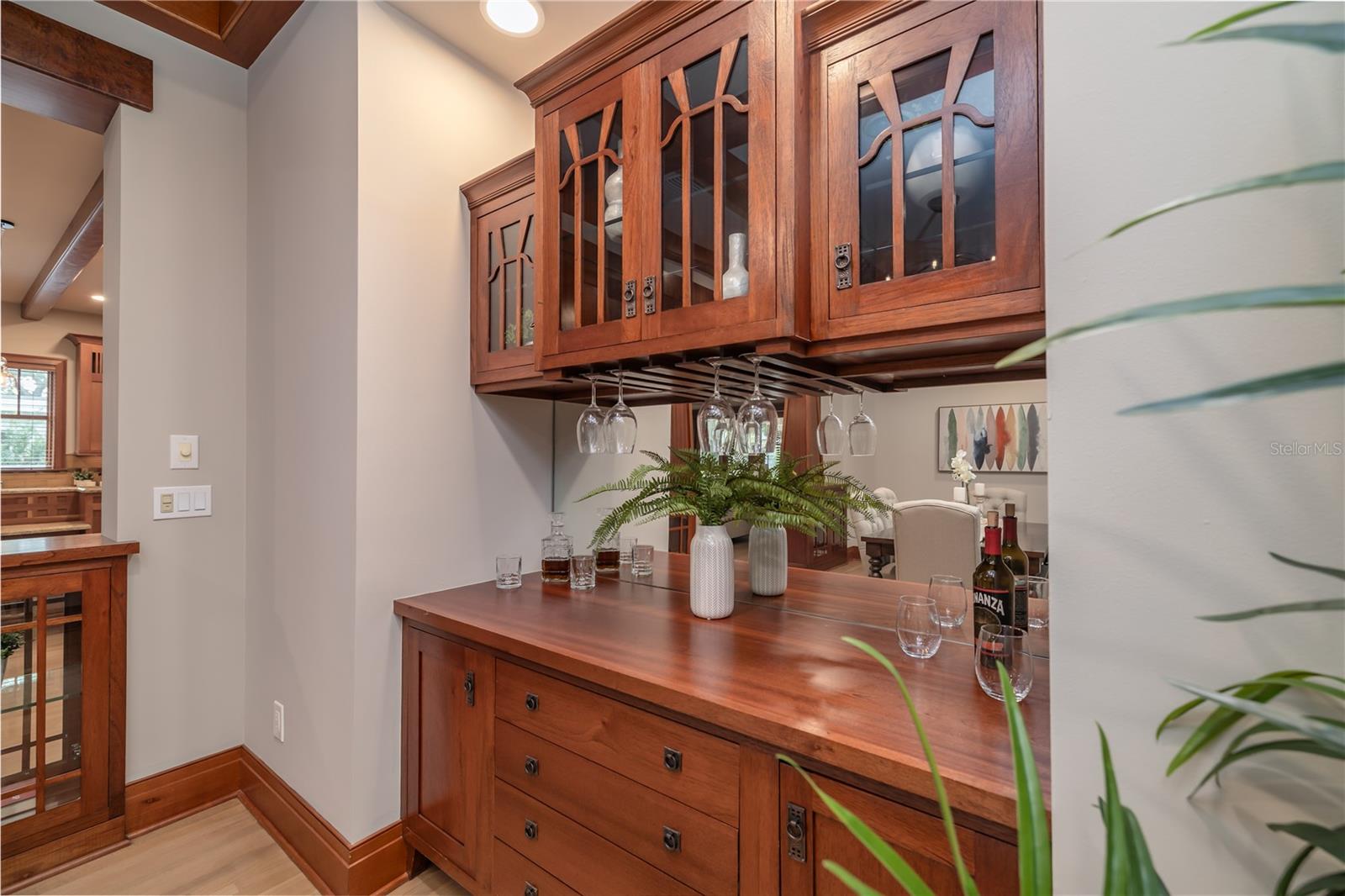 Image 25 of 59 For 1612 Washington Street