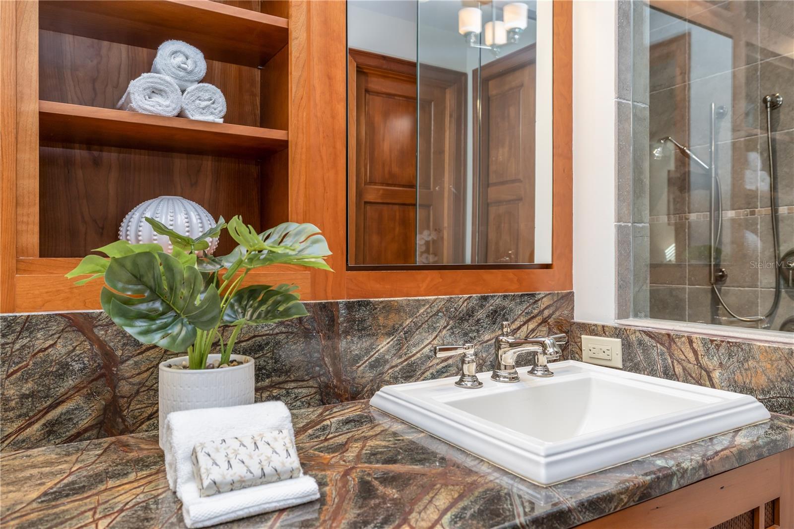 Image 32 of 59 For 1612 Washington Street