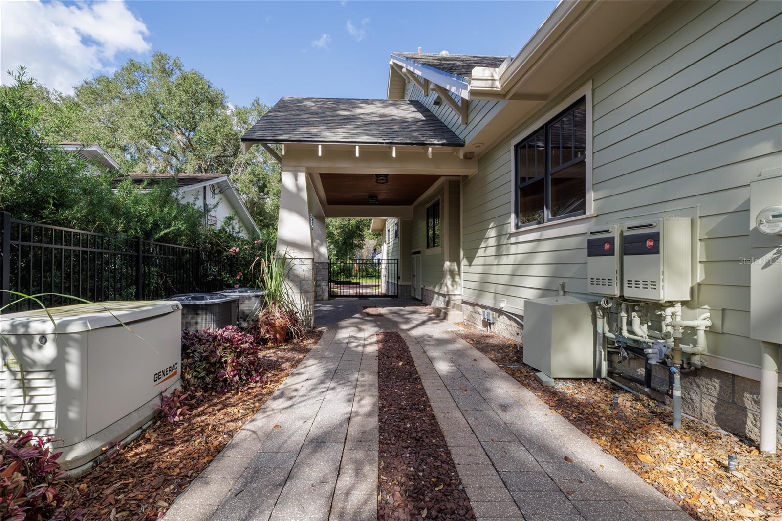 Image 52 of 59 For 1612 Washington Street