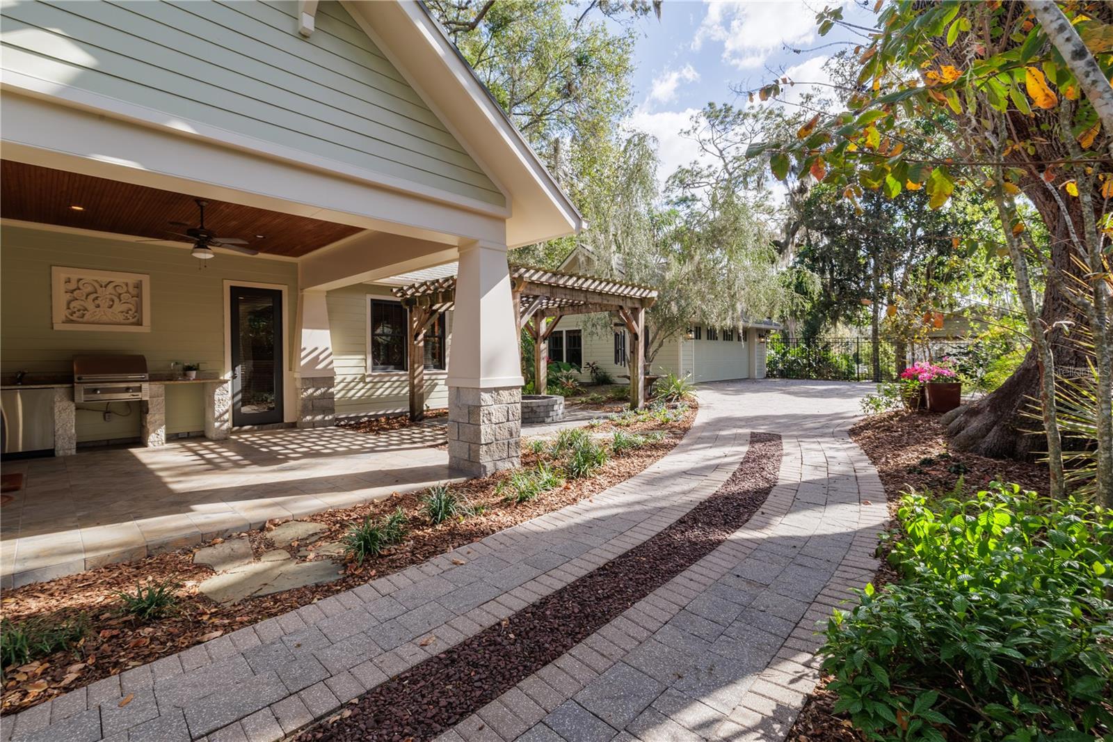 Image 7 of 59 For 1612 Washington Street