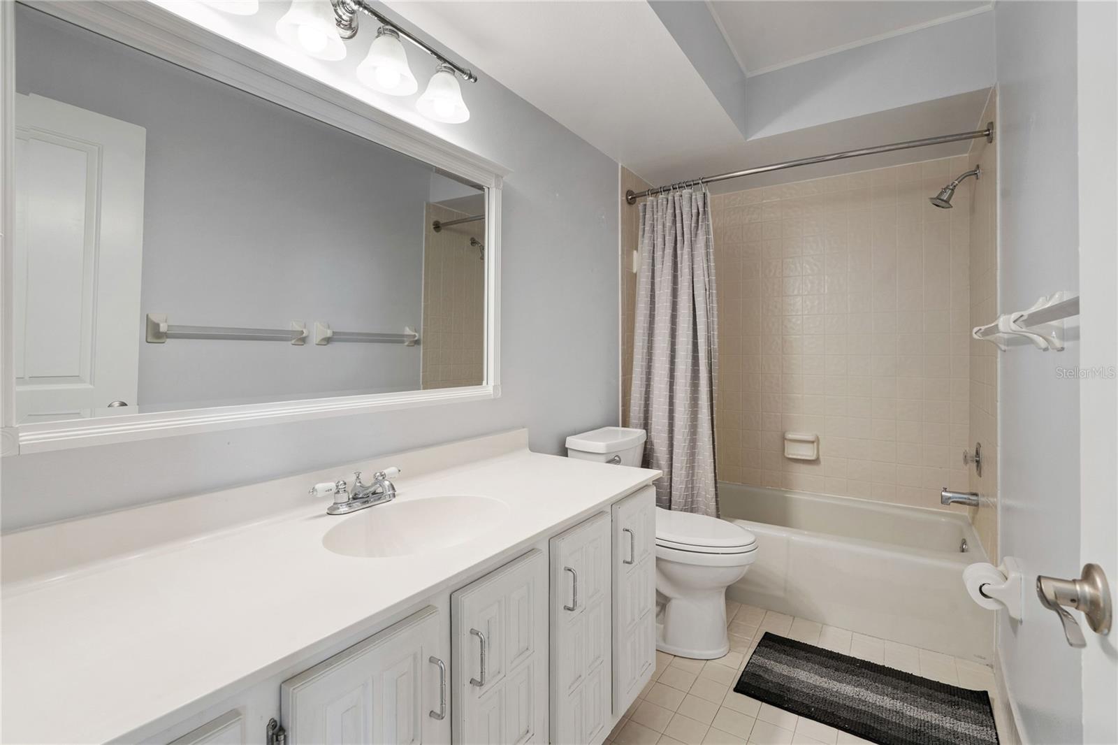 Image 21 of 39 For 120 1st Street E 108