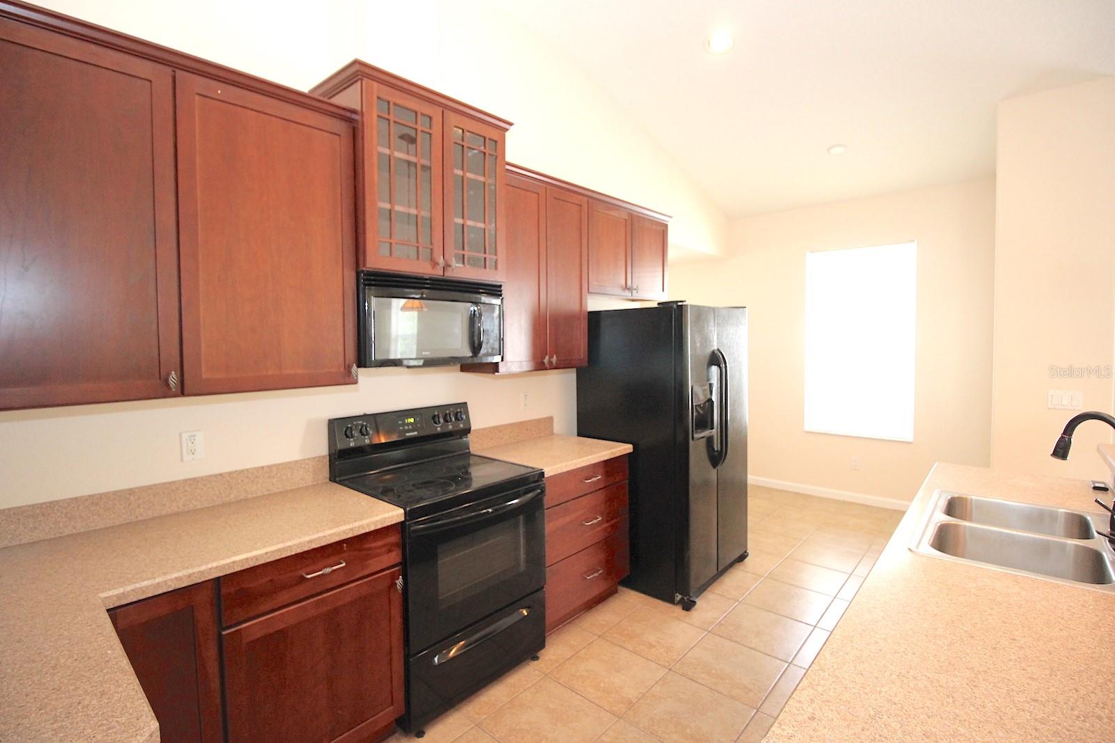 Image 17 of 34 For 60 Raintree Circle