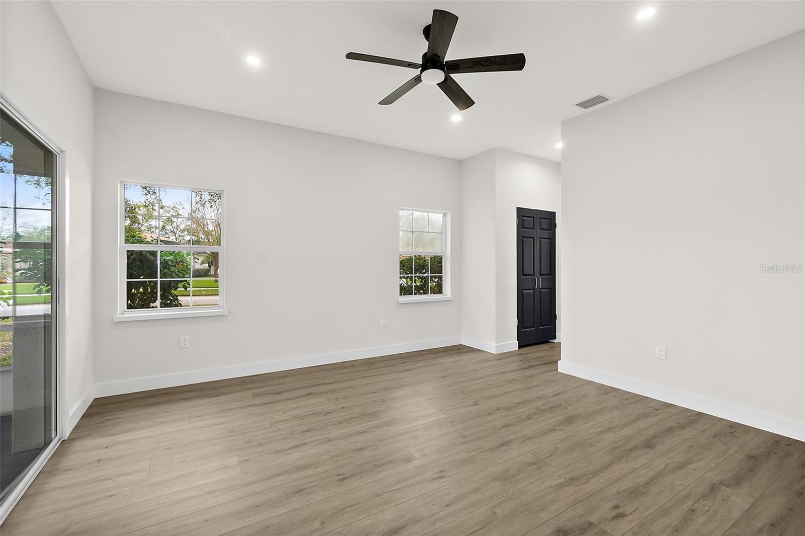 Image 22 of 70 For 2 Saw Mill Court