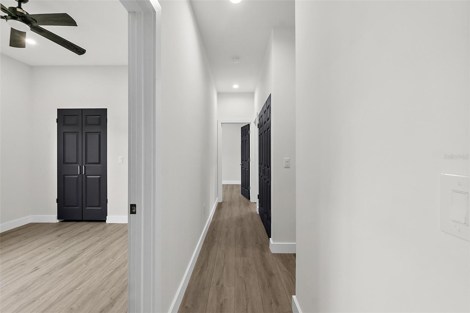 Image 32 of 70 For 2 Saw Mill Court