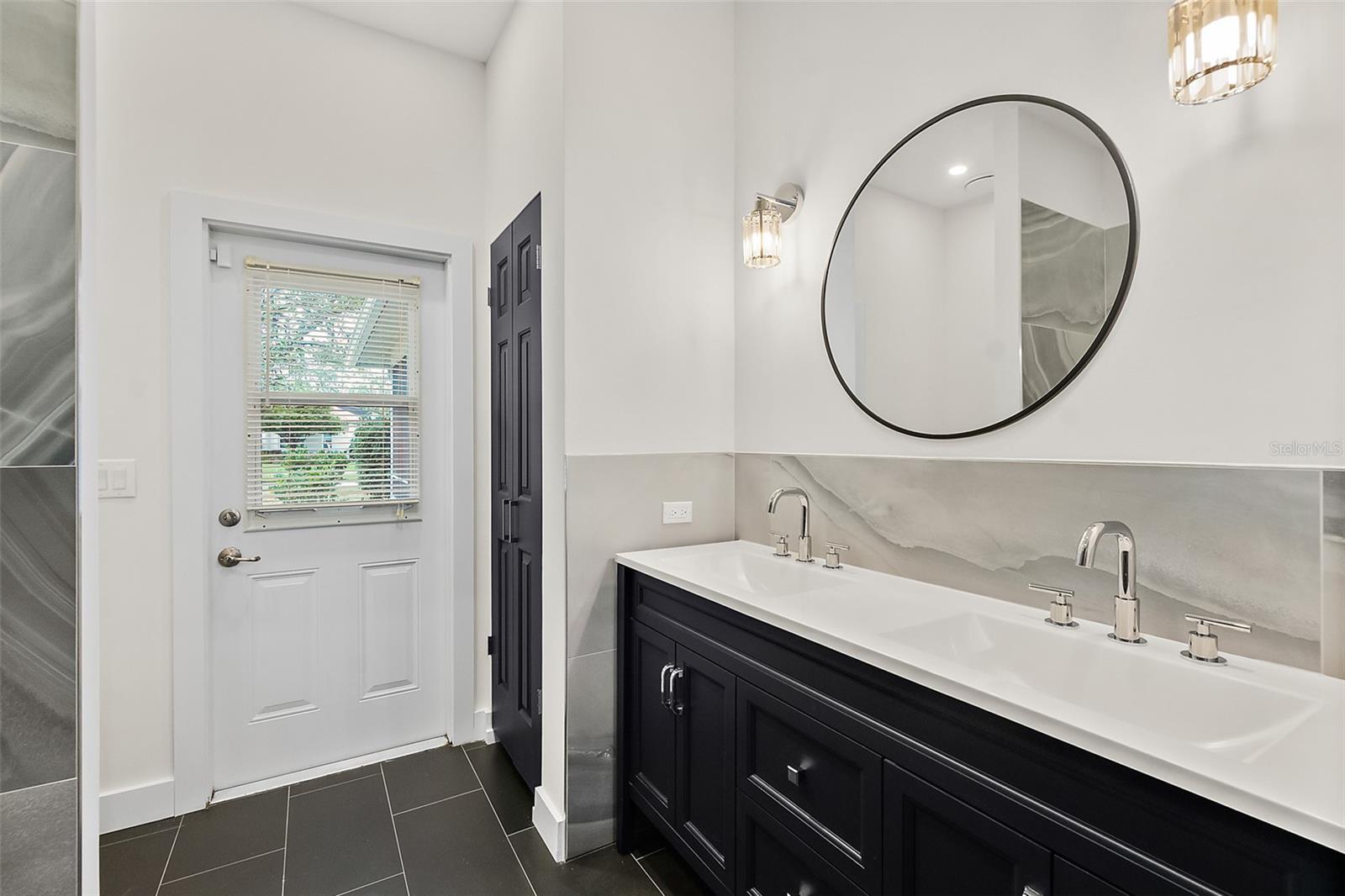 Image 44 of 70 For 2 Saw Mill Court