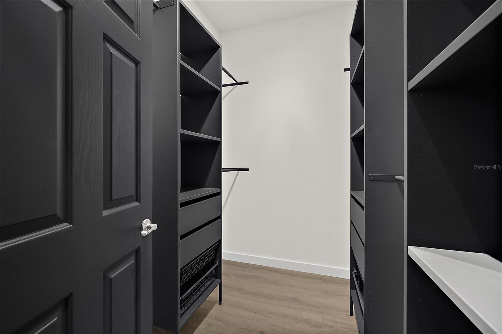 Image 50 of 70 For 2 Saw Mill Court