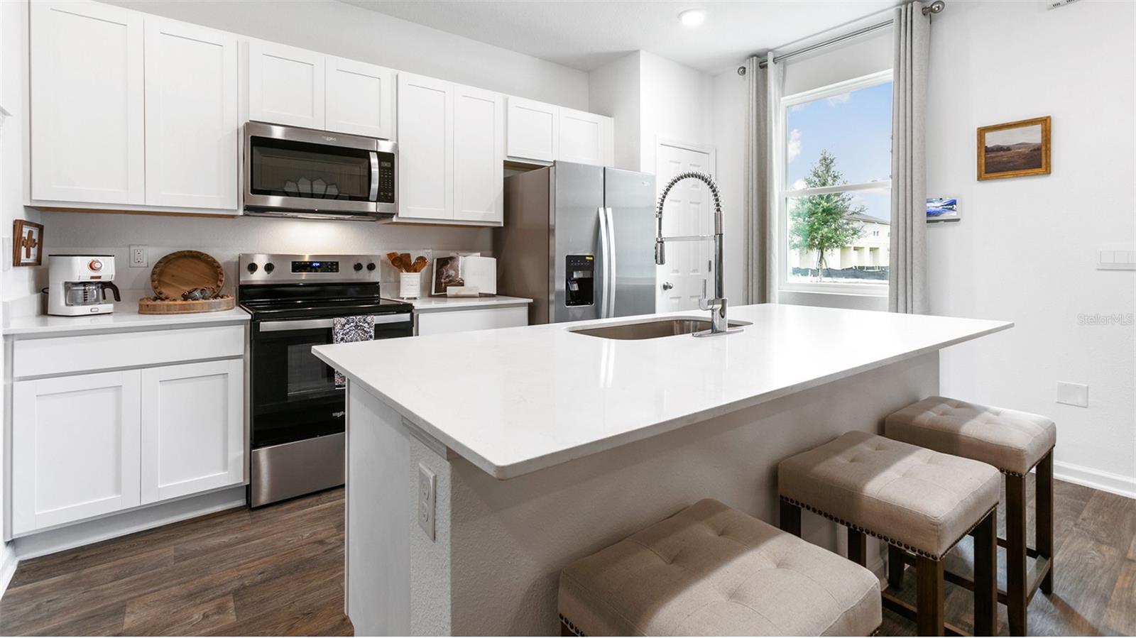 Image 7 of 45 For 56 Montellano Road