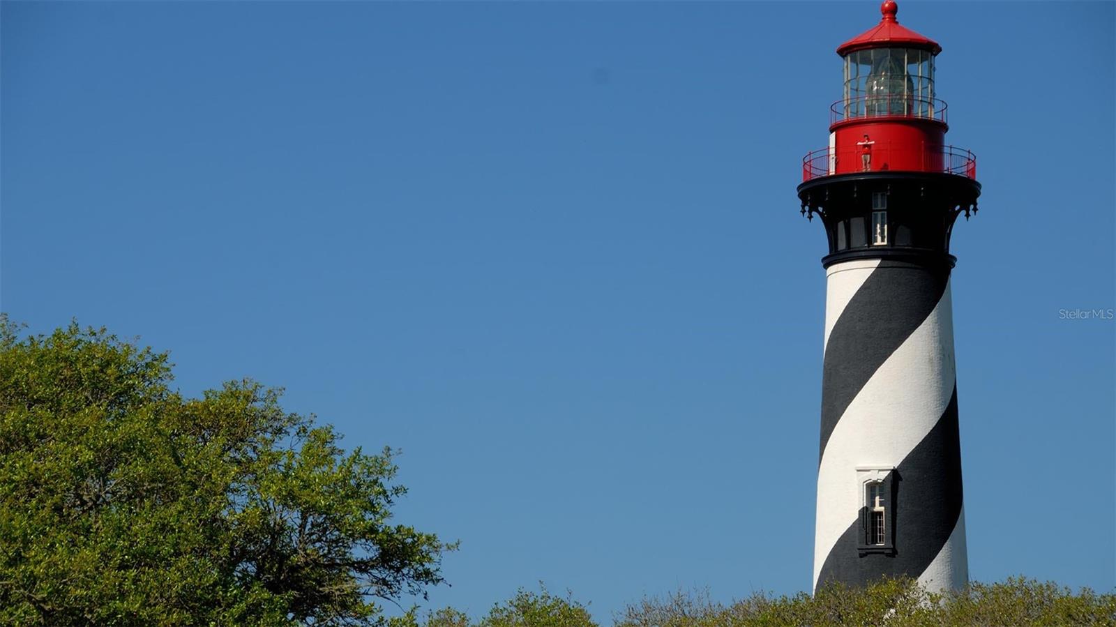 Image 35 of 44 For 60 Montellano Road