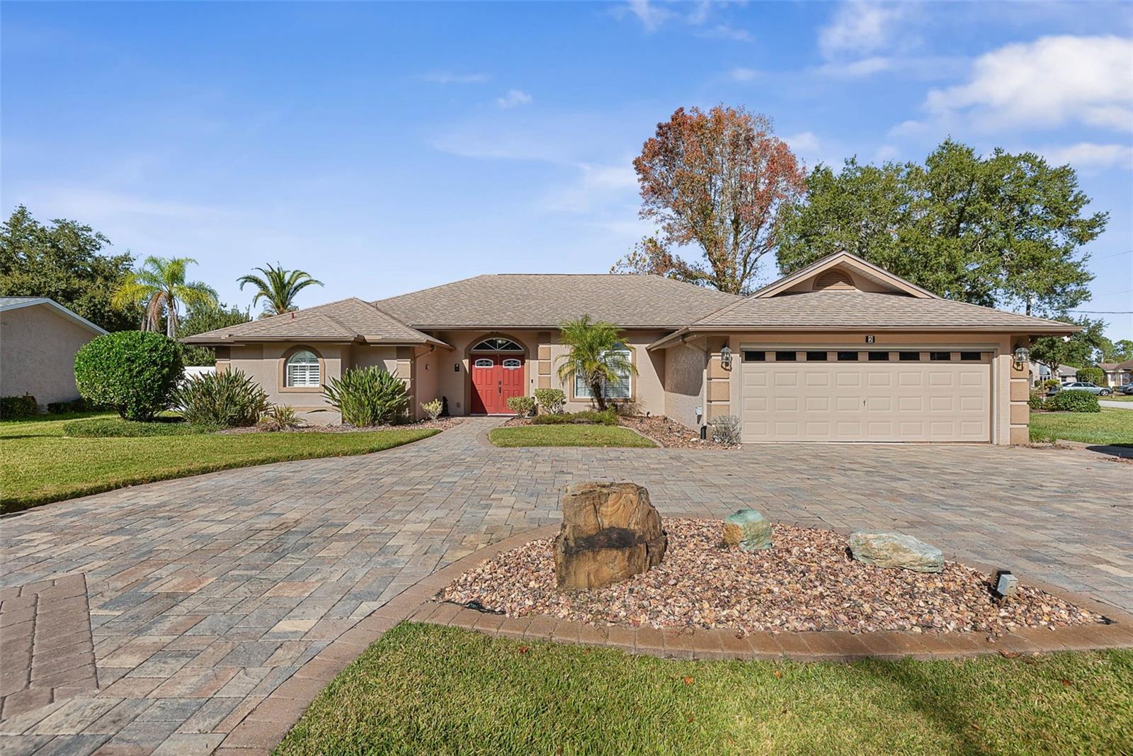 Image 2 of 74 For 2 Wellesley Lane