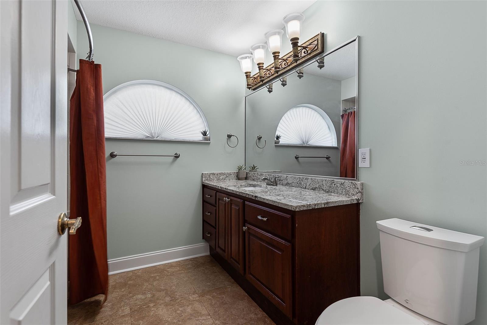 Image 41 of 74 For 2 Wellesley Lane