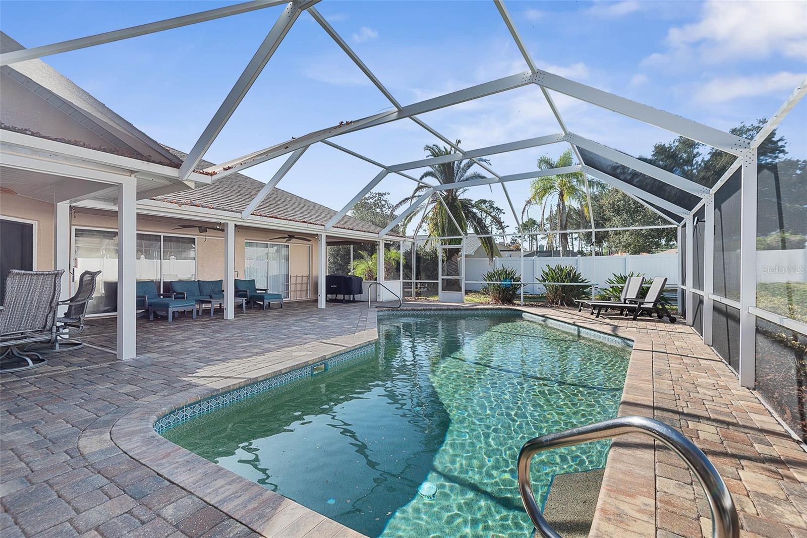 Image 56 of 74 For 2 Wellesley Lane