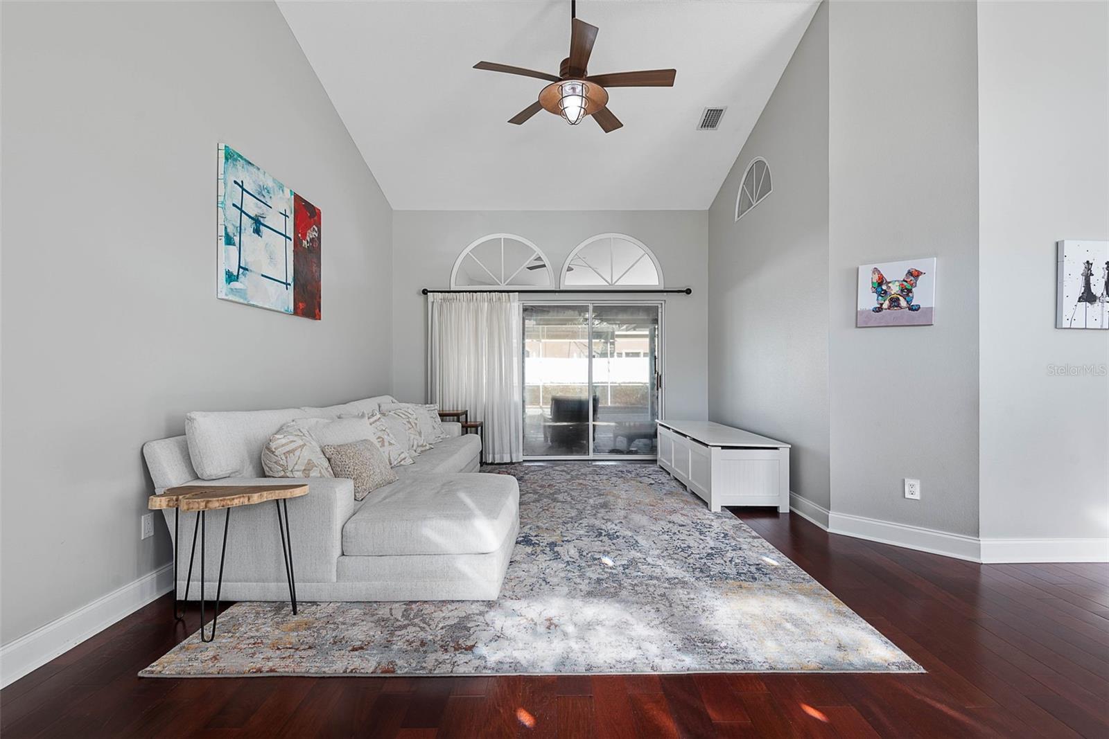 Image 6 of 74 For 2 Wellesley Lane